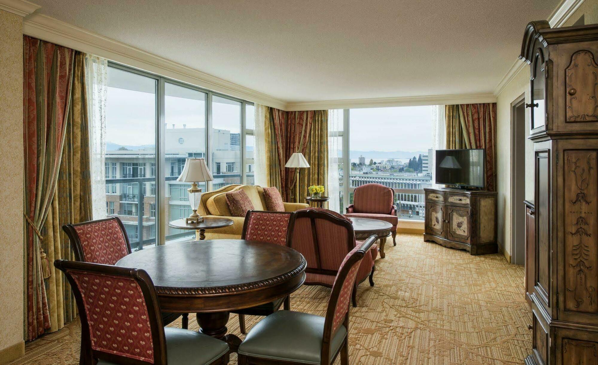 Victoria Marriott Inner Harbour מראה חיצוני תמונה
